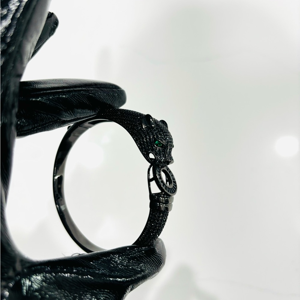 Black Panther-Inspired Bracelet